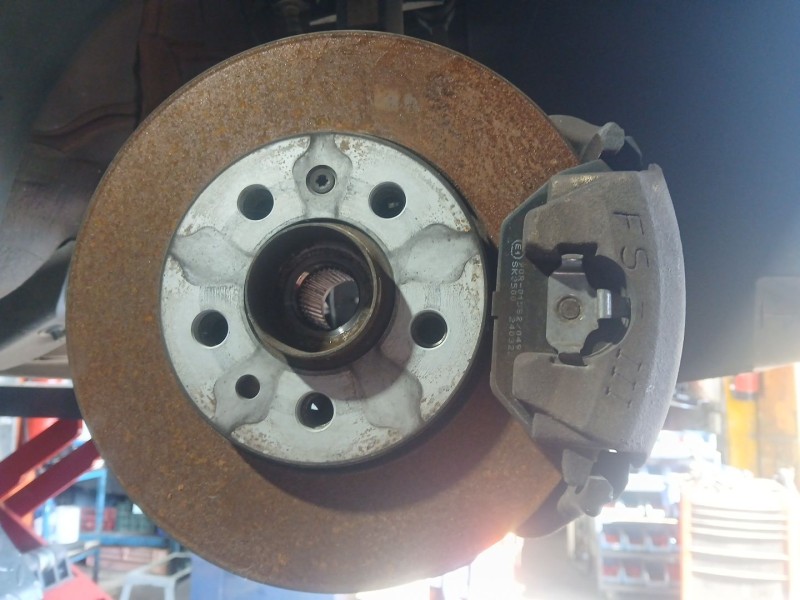 Recambio de mangueta delantera derecha para seat ibiza iv st (6j8, 6p8) 1.6 tdi referencia OEM IAM   