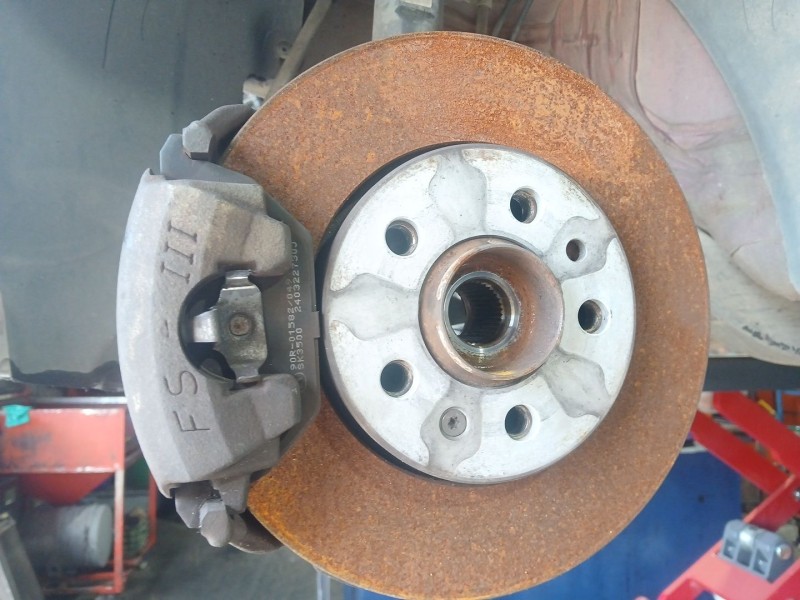 Recambio de mangueta delantera izquierda para seat ibiza iv st (6j8, 6p8) 1.6 tdi referencia OEM IAM   