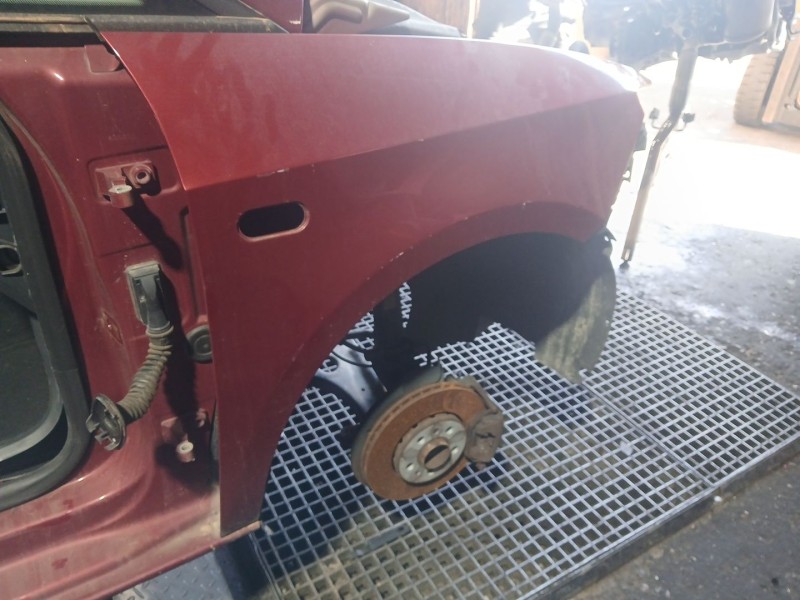Recambio de aleta delantera derecha para seat ibiza iv st (6j8, 6p8) 1.6 tdi referencia OEM IAM   
