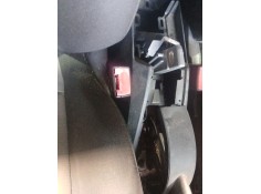 Recambio de enganche cinturon delantero derecho para seat ibiza iv st (6j8, 6p8) 1.6 tdi referencia OEM IAM   