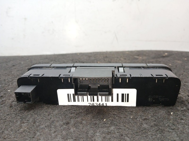Recambio de mando cierre centralizado para seat ibiza iv st (6j8, 6p8) 1.6 tdi referencia OEM IAM 6J0927137AS  