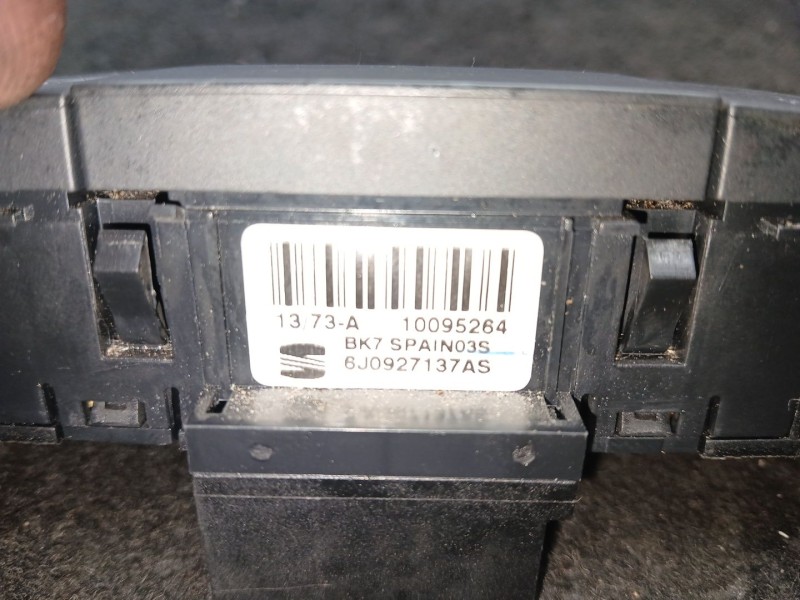 Recambio de mando cierre centralizado para seat ibiza iv st (6j8, 6p8) 1.6 tdi referencia OEM IAM 6J0927137AS  