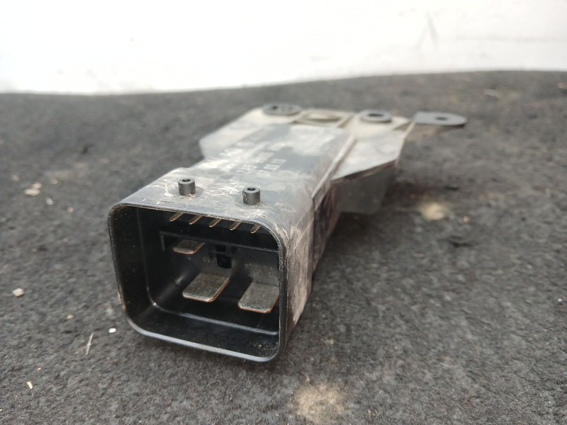 Recambio de caja precalentamiento para seat ibiza iv st (6j8, 6p8) 1.6 tdi referencia OEM IAM 5J0919506  