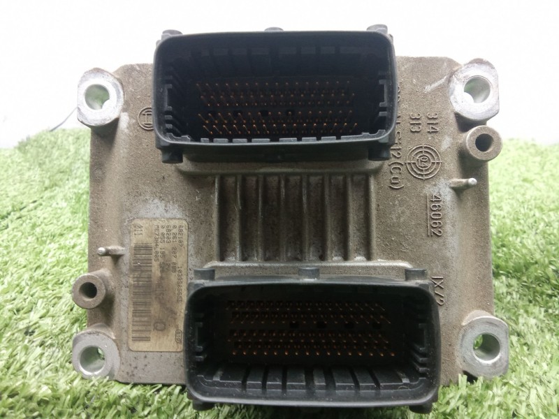 Recambio de centralita motor uce para lancia ypsilon (843_) 1.2 (843.axb1a) referencia OEM IAM 0261207088  
