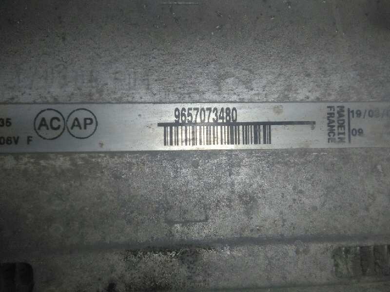 Recambio de intercooler para peugeot 407 1.6 hdi referencia OEM IAM 9657073480 151X301X810 ALUMINIO