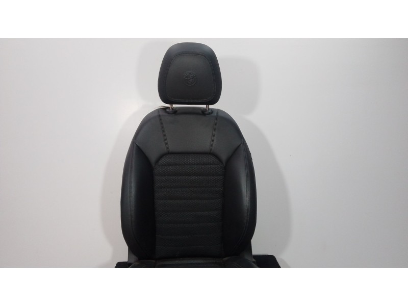 Recambio de asiento delantero izquierdo para alfa romeo stelvio (949_) 2.0 q4 (949.axf2a) referencia OEM IAM 635289 TELA Y CUERO