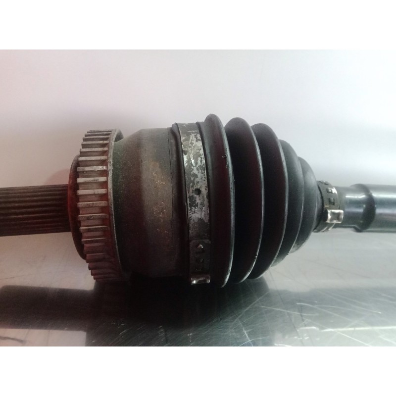 Recambio de transmision delantera derecha para kia carens (un) 2.0 crdi referencia OEM IAM  CON ABS 