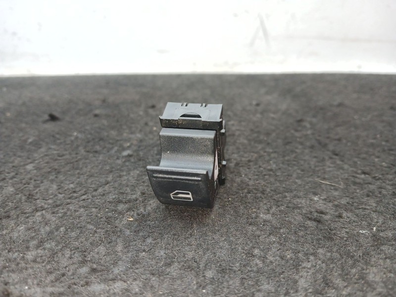 Recambio de mando elevalunas delantero derecho para volkswagen passat b7 (362) 2.0 tdi referencia OEM IAM 7L6959855B  