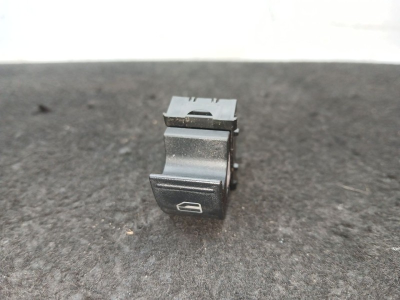 Recambio de mando elevalunas trasero derecho para volkswagen passat b7 (362) 2.0 tdi referencia OEM IAM 7L6959855B  