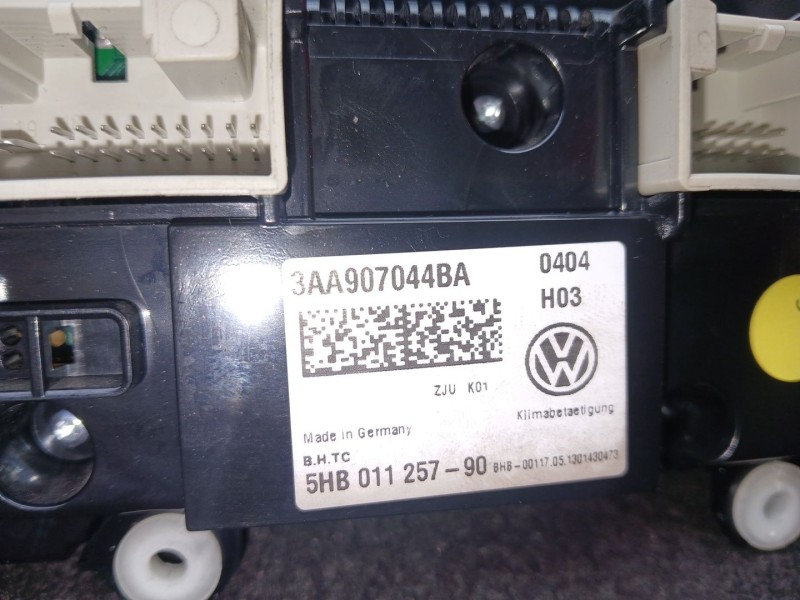 Recambio de mando climatizador para volkswagen passat b7 (362) 2.0 tdi referencia OEM IAM 3AA907044BA - 5HB01125790  