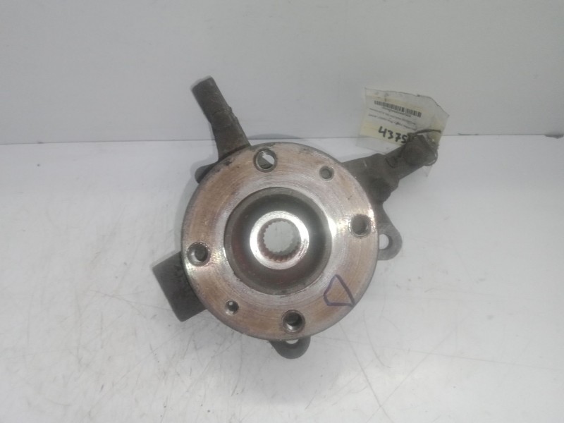 Recambio de mangueta delantera derecha para dacia logan mcv 1.5 dci diesel fap cat referencia OEM IAM   