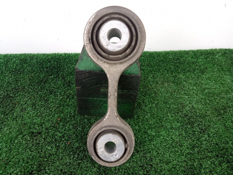 Recambio de brazo suspension inferior trasero derecho para bmw 6 gran coupe (f06) 640 d referencia OEM IAM 04705706707  