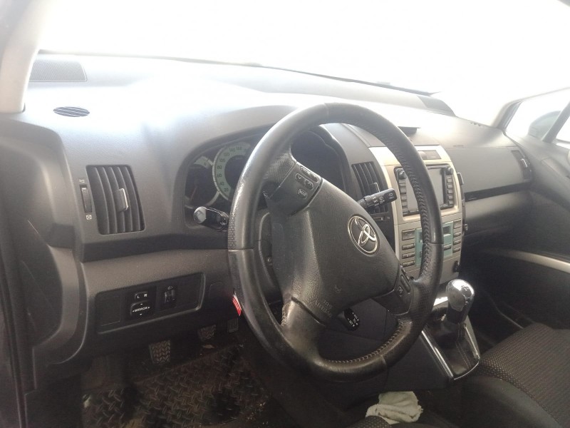 toyota corolla verso (zer_, zze12_, r1_) del año 2008