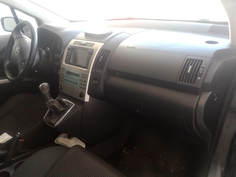 toyota corolla verso (zer_, zze12_, r1_) del año 2008