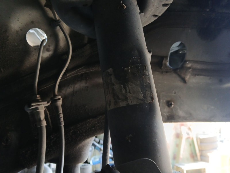 Recambio de amortiguador delantero derecho para volkswagen passat b7 (362) 2.0 tdi referencia OEM IAM   