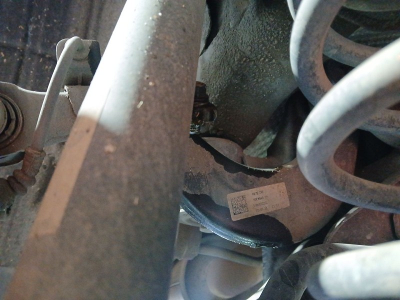 Recambio de brazo suspension superior trasero izquierdo para volkswagen passat b7 (362) 2.0 tdi referencia OEM IAM   