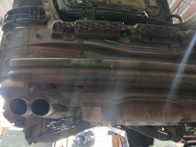 Recambio de refuerzo paragolpes trasero para volkswagen passat b7 (362) 2.0 tdi referencia OEM IAM   