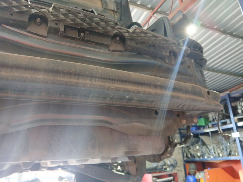 Recambio de refuerzo paragolpes trasero para volkswagen passat b7 (362) 2.0 tdi referencia OEM IAM   