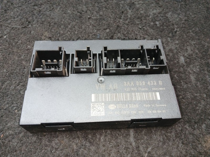 Recambio de modulo electronico para volkswagen passat b7 (362) 2.0 tdi referencia OEM IAM 3AA959433B - 5DK00906461 HELLA 