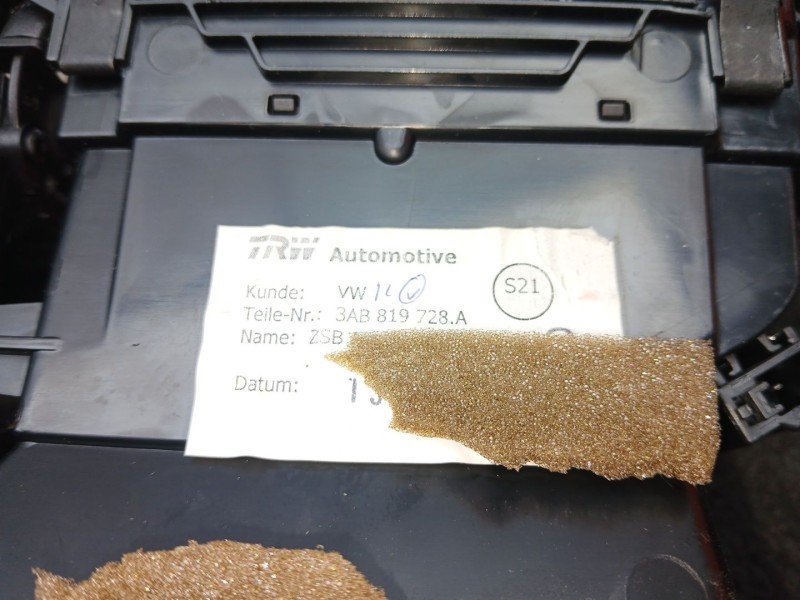 Recambio de aireador delantero central para volkswagen passat b7 (362) 2.0 tdi referencia OEM IAM 3AB819728A TRW 