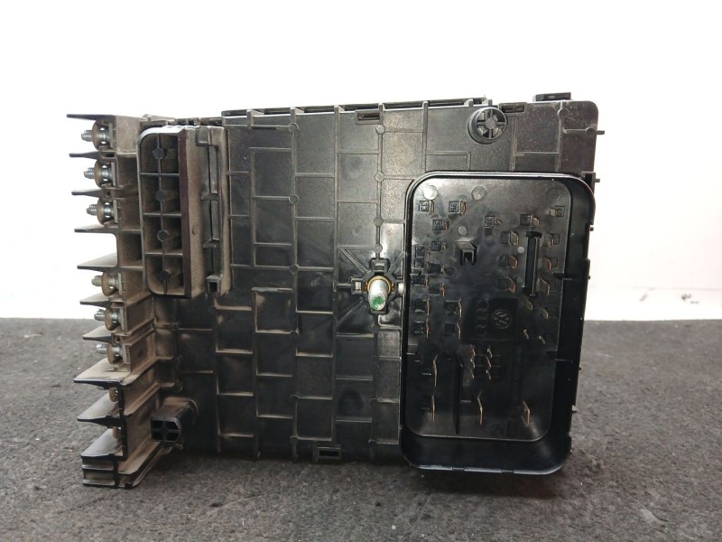 Recambio de caja reles / fusibles para volkswagen passat b7 (362) 2.0 tdi referencia OEM IAM 3C0937125A - 3C212120280313 - 63595