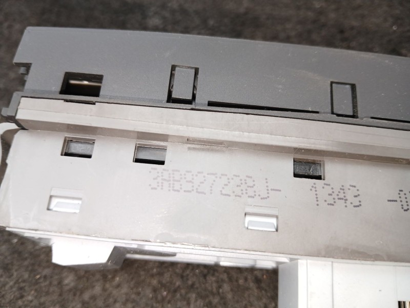 Recambio de mando multifuncion para volkswagen passat b7 (362) 2.0 tdi referencia OEM IAM 3AB927238J  