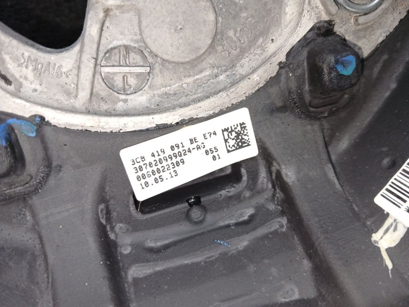 Recambio de volante para volkswagen passat b7 (362) 2.0 tdi referencia OEM IAM 3C8419091BE - 307020999Q24AG CUERO 