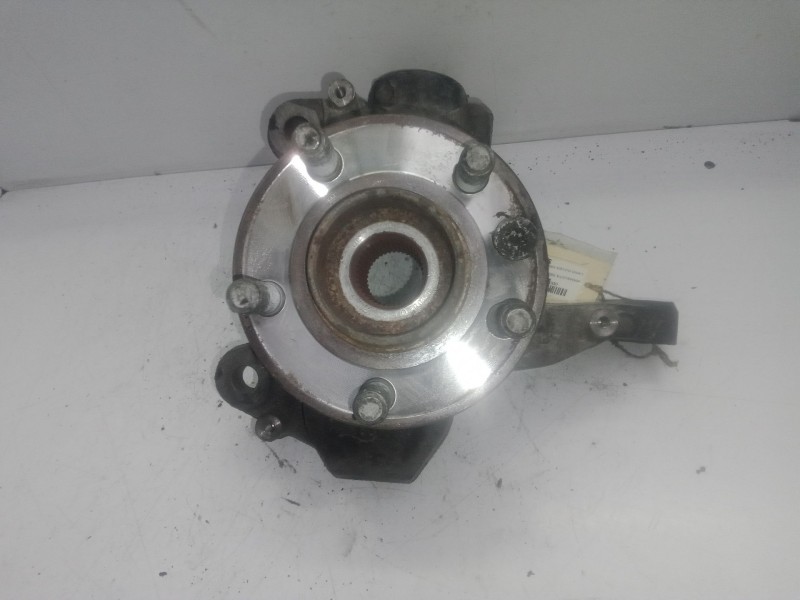 Recambio de mangueta delantera izquierda para land rover freelander (lr2) 2.2 td4 cat referencia OEM IAM   