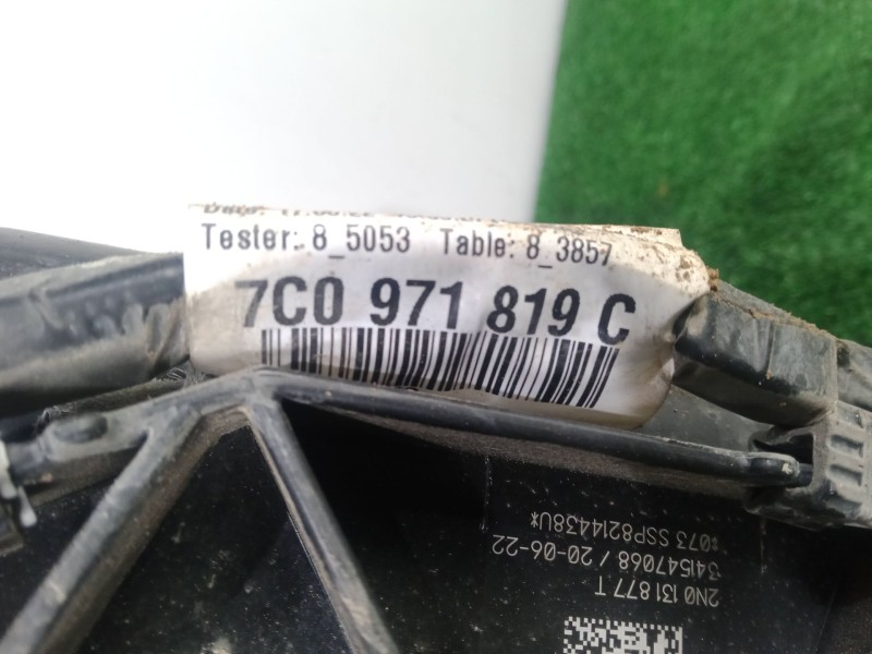 Recambio de deposito aditivo fap adblue para volkswagen crafter furgoneta (sy_, sx_) 2.0 tdi referencia OEM IAM 7C0971819C  