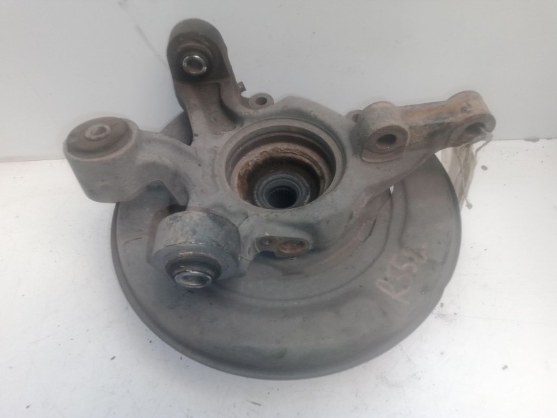 Recambio de mangueta trasera izquierda para toyota lexus rx 300 (mcu35) 3.0 v6 cat referencia OEM IAM   