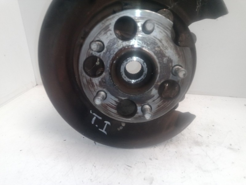 Recambio de mangueta trasera izquierda para toyota lexus rx 300 (mcu35) 3.0 v6 cat referencia OEM IAM   
