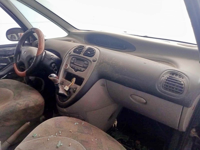 citroën xsara picasso (n68) del año 2002
