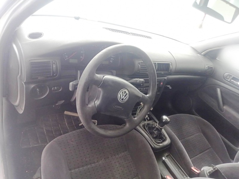 volkswagen passat b3/b4 (3a2, 35i) del año 2000