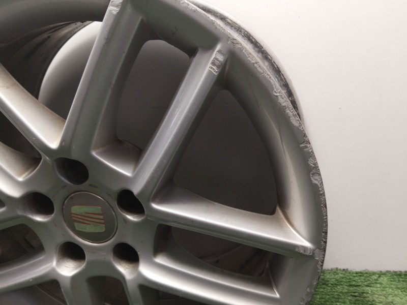 Recambio de llanta para seat exeo (3r2) 2.0 tdi referencia OEM IAM 3R0601025A  17´´PULGADAS