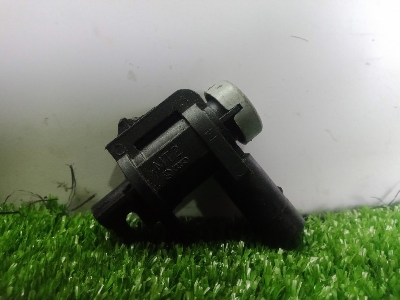 Recambio de valvula de vacio para volkswagen tiguan (5n2) 2.0 tdi referencia OEM IAM 1K0906283A  