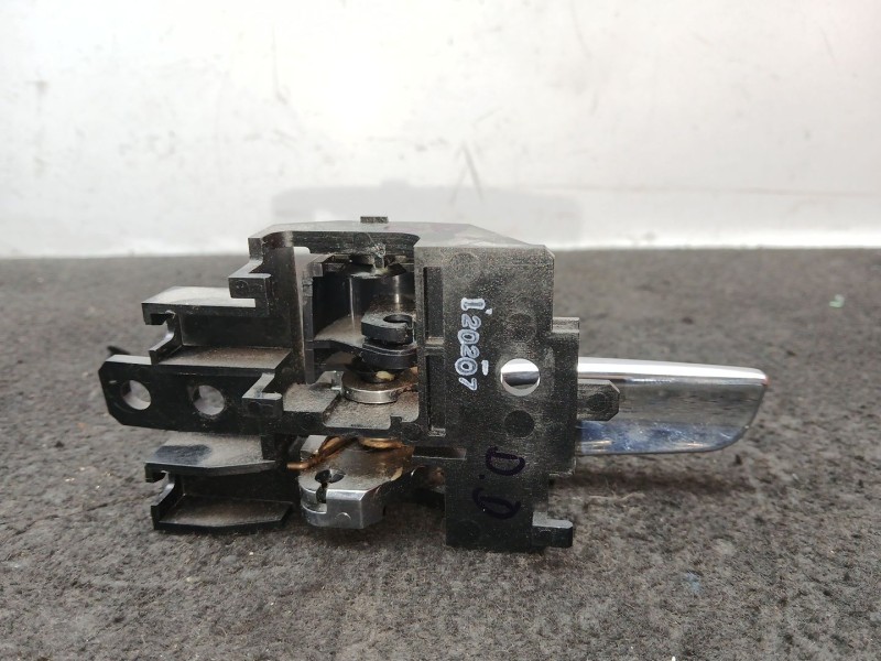 Recambio de maneta interior delantera derecha para citroën c4 aircross 1.8 hdi 150 referencia OEM IAM 120207 CROMADA 