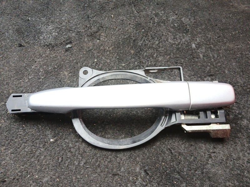 Recambio de maneta exterior delantera derecha para citroën c4 aircross 1.8 hdi 150 referencia OEM IAM . GRIS 
