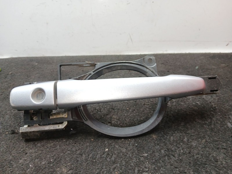 Recambio de maneta exterior delantera izquierda para citroën c4 aircross 1.8 hdi 150 referencia OEM IAM . GRIS 