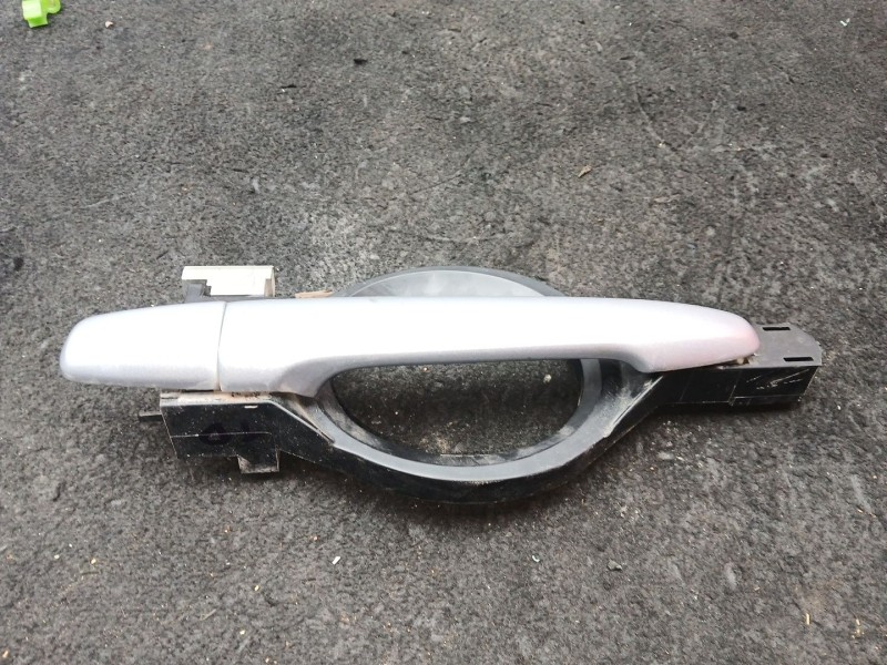 Recambio de maneta exterior trasera derecha para citroën c4 aircross 1.8 hdi 150 referencia OEM IAM . GRIS 
