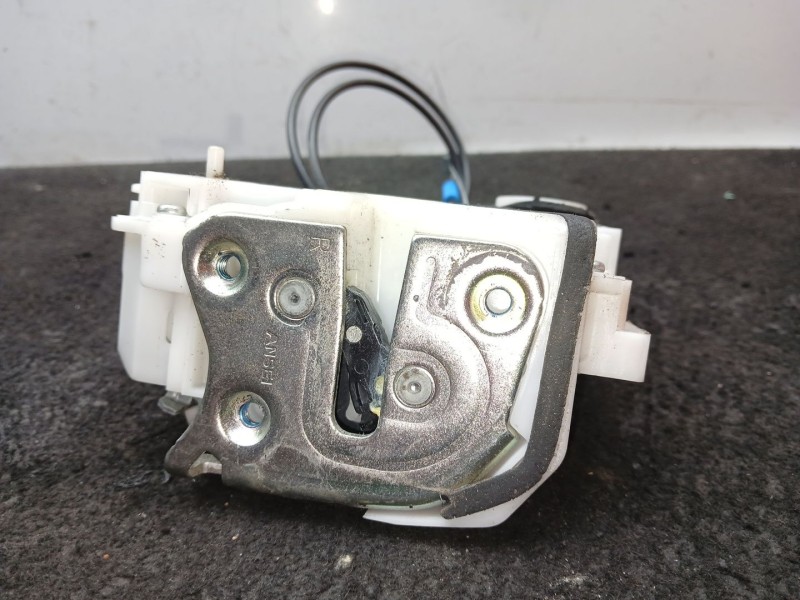 Recambio de cerradura puerta trasera derecha para citroën c4 aircross 1.8 hdi 150 referencia OEM IAM . 2 PINES 