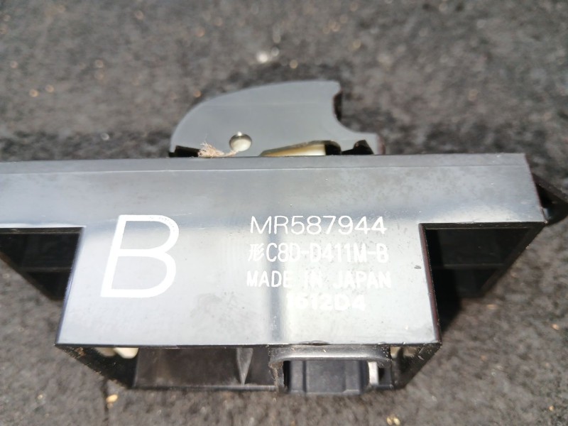 Recambio de mando elevalunas delantero derecho para citroën c4 aircross 1.8 hdi 150 referencia OEM IAM MR587944 - 1612D4  