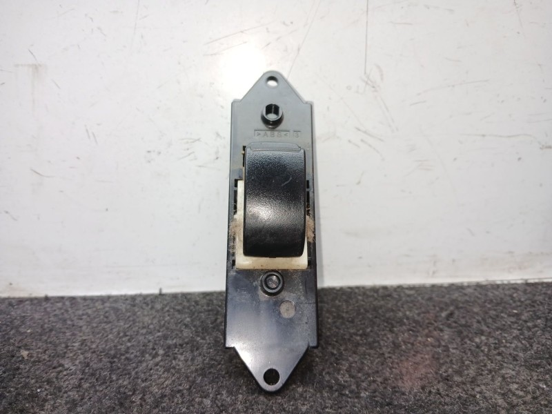 Recambio de mando elevalunas trasero derecho para citroën c4 aircross 1.8 hdi 150 referencia OEM IAM MR587944 - 1612D4  