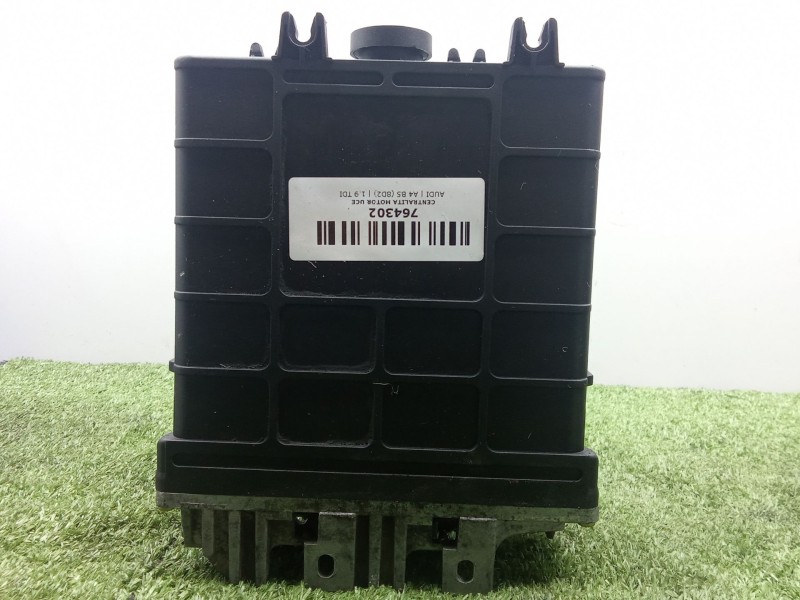 Recambio de centralita motor uce para audi a4 b5 (8d2) 1.9 tdi referencia OEM IAM 0281001170 - 028906021C  
