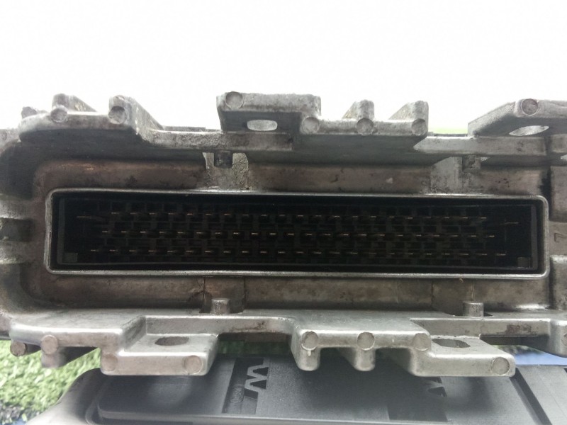 Recambio de centralita motor uce para audi a4 b5 (8d2) 1.9 tdi referencia OEM IAM 0281001170 - 028906021C  