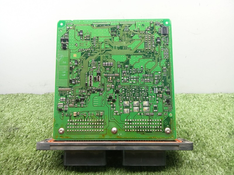 Recambio de centralita motor uce para mazda 3 (bk) 1.6 (bk14) referencia OEM IAM SIN REFERENCIA  