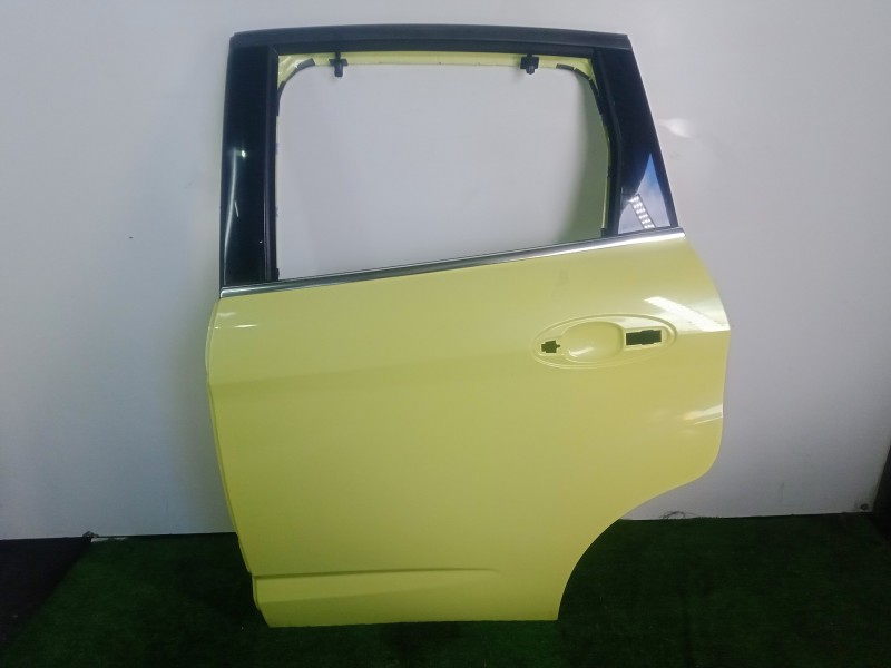 Recambio de puerta trasera izquierda para ford c-max 2.0 tdci cat referencia OEM IAM   