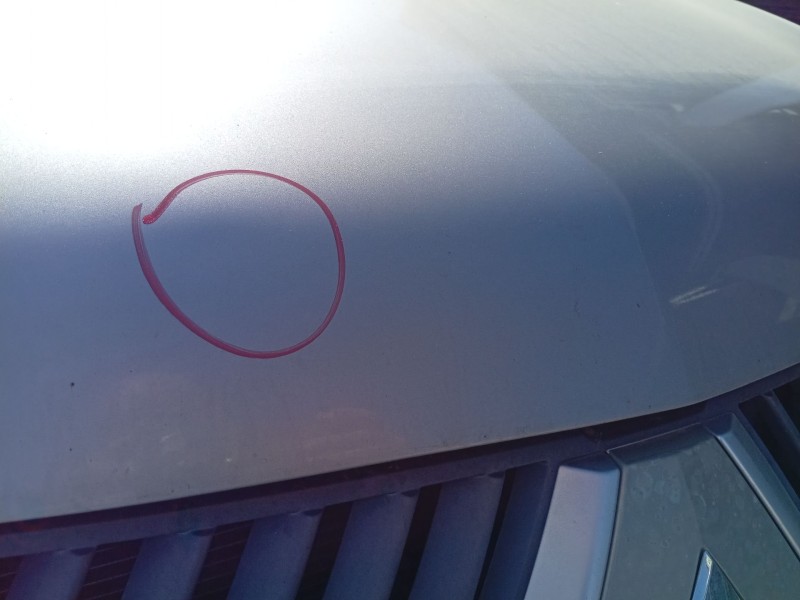 Recambio de capot para mitsubishi outlander ii (cw_w) 2.0 di-d (cw8w) referencia OEM IAM  LEVES ABOLLADURAS 