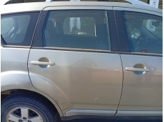 Recambio de puerta trasera derecha para mitsubishi outlander ii (cw_w) 2.0 di-d (cw8w) referencia OEM IAM  ABOLLADURA Y ROCE INF