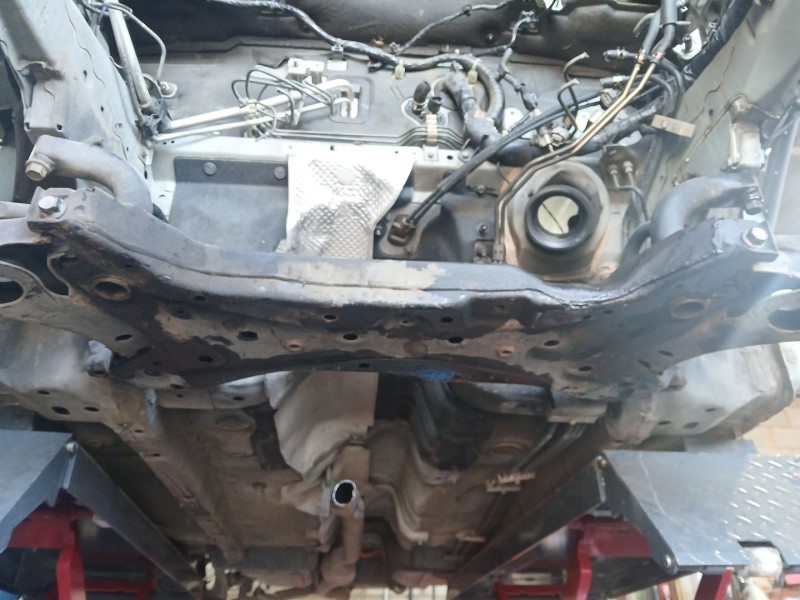 Recambio de puente delantero para citroën c4 aircross 1.8 hdi 150 awc referencia OEM IAM   