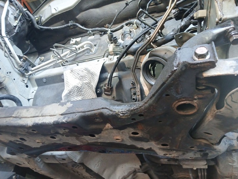Recambio de puente delantero para citroën c4 aircross 1.8 hdi 150 awc referencia OEM IAM   